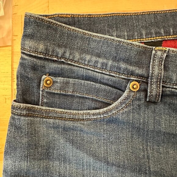 Duluth Trading Daily Denim Flannel Lined Jeans, 10 x 29, great condition - Picture 10 of 11